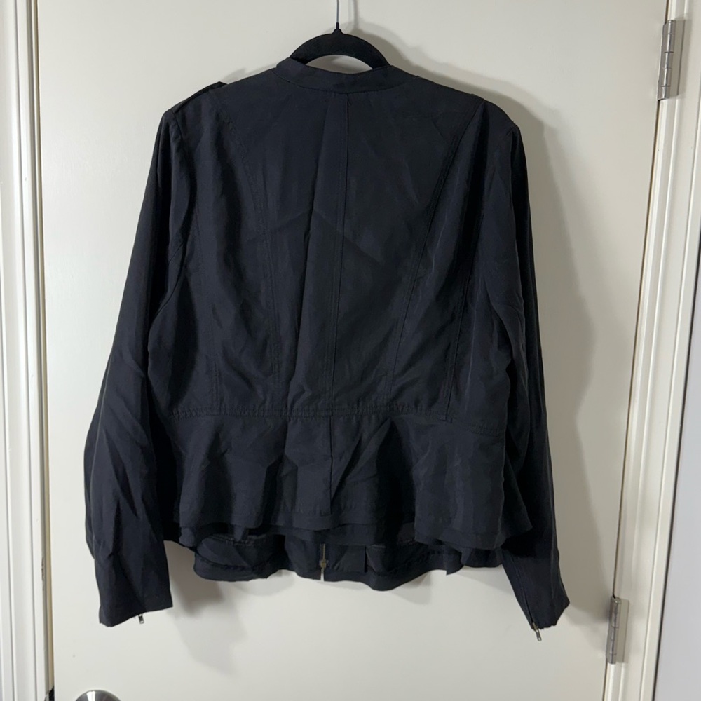 Torrid Black Long Sleeve Zip Up Peplum Moto Jacket Plus Size 1X - Picture 5 of 8